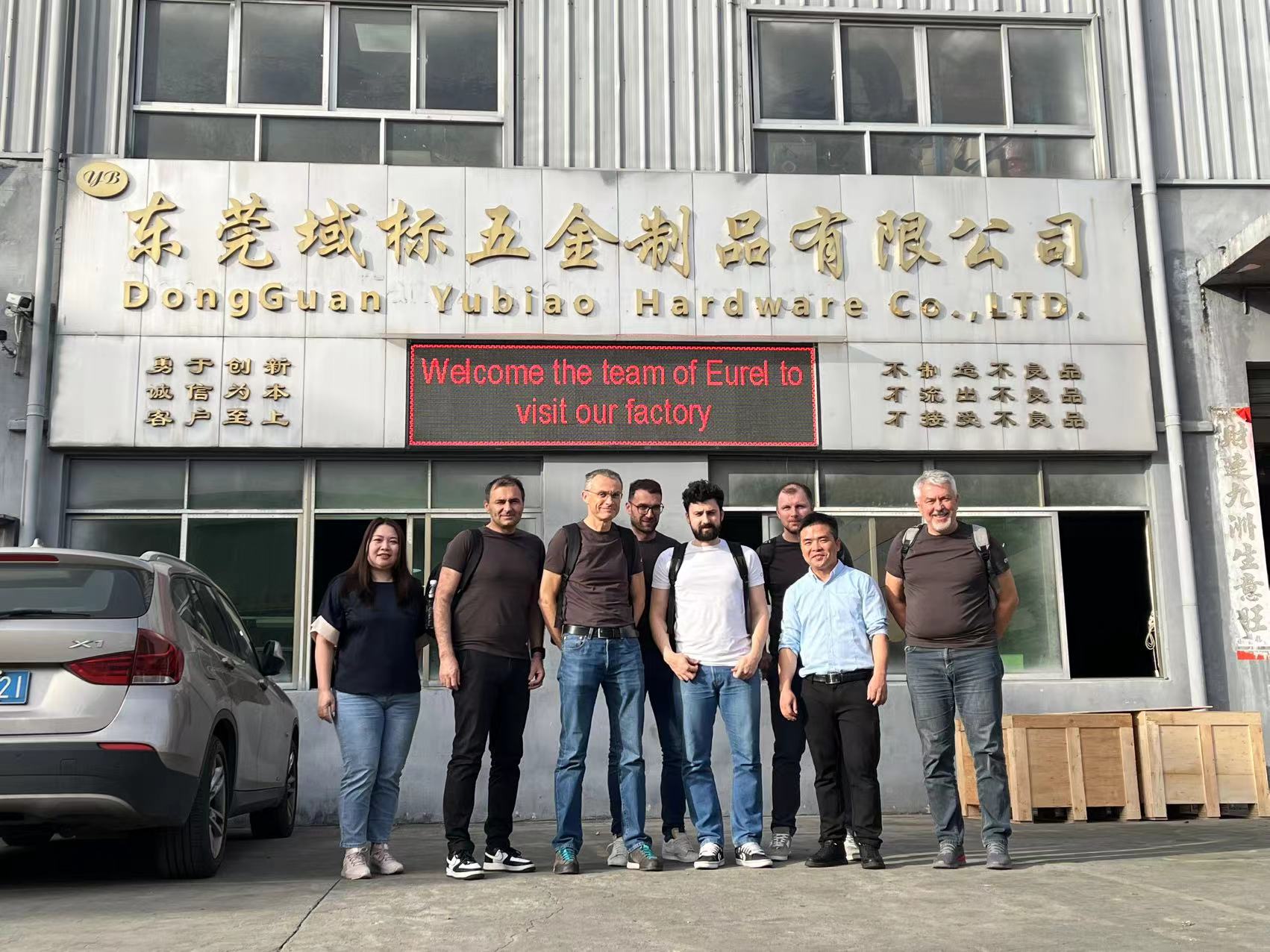Clients Visit Our Factory