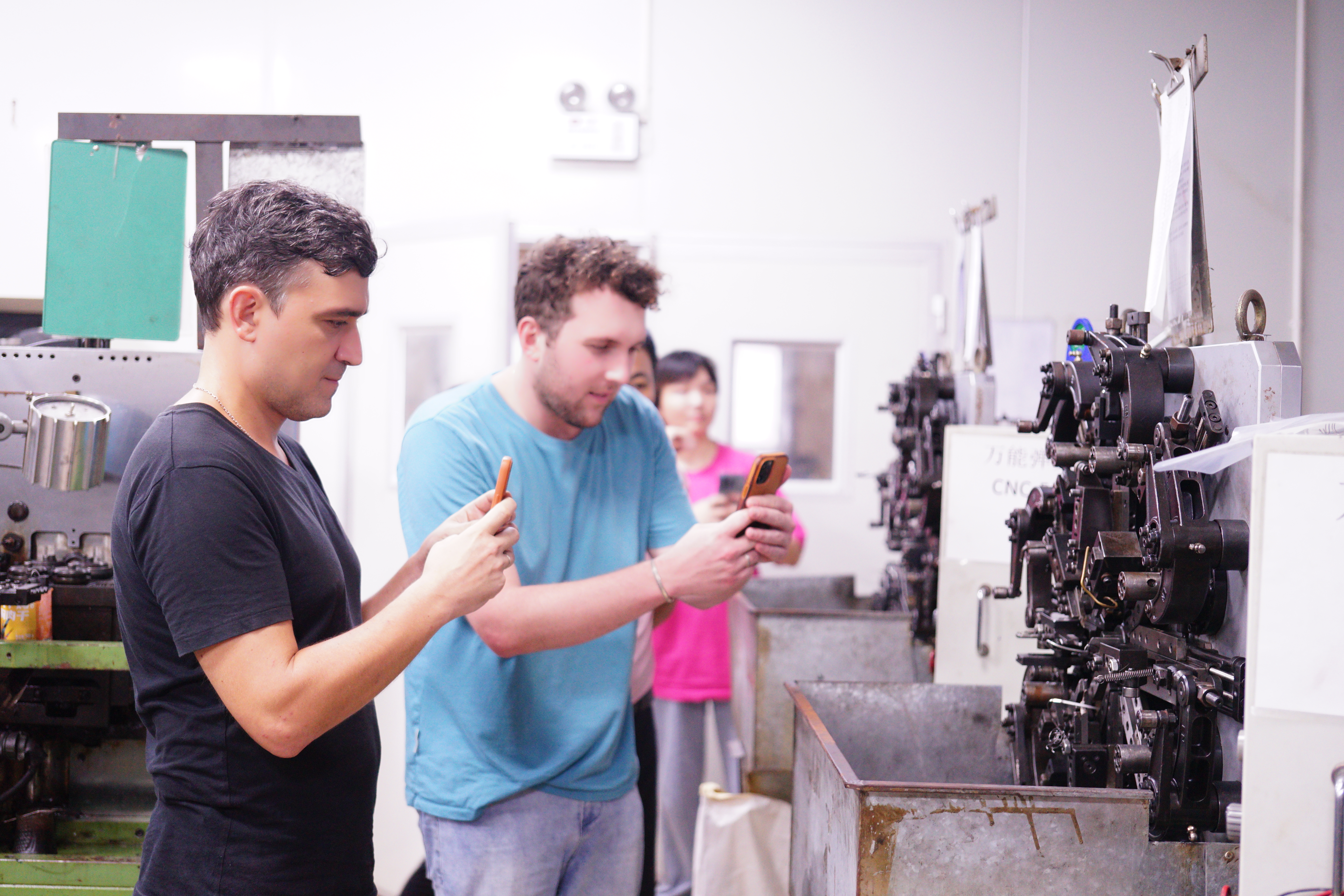 clients from New Zealand Impressed by Our Company's Social Responsibility and Employee Well-being During Factory Visit