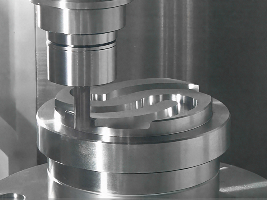  Custom-made metal boxes by CNC milling